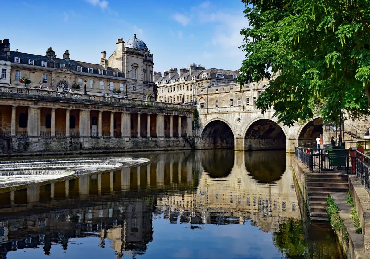 Pulteney Bridge over the River Avon in Bath